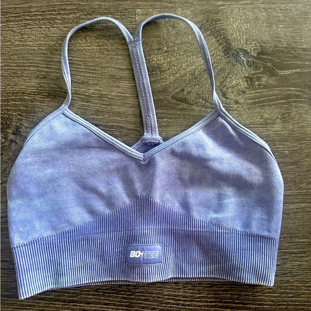 BO+TEE WORKOUT SPORTS BRA